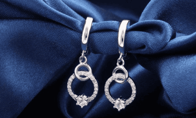 New Earring<br/> Collection